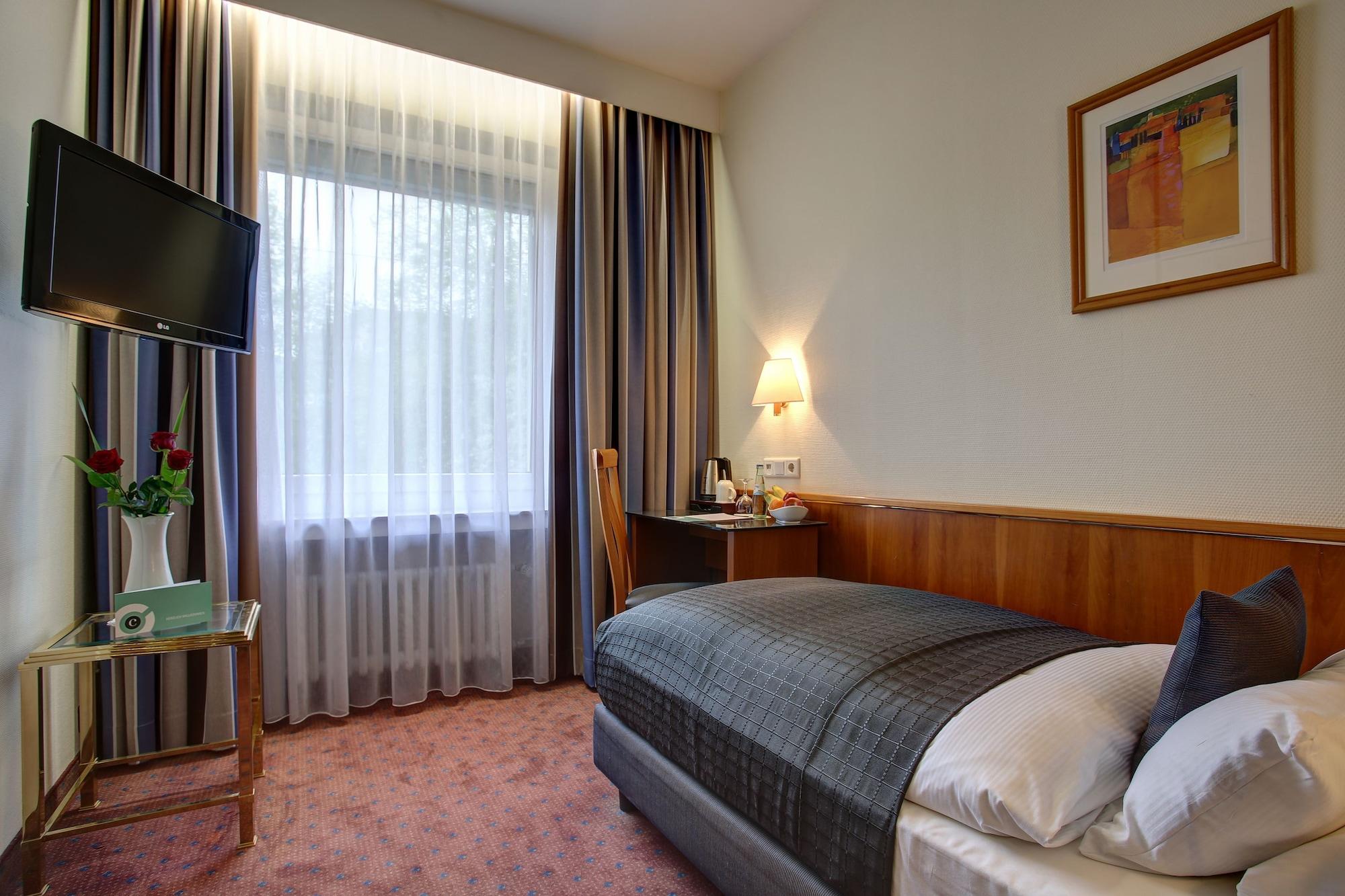 Trip Inn Hotel Esplanade, Duesseldorf Exterior photo